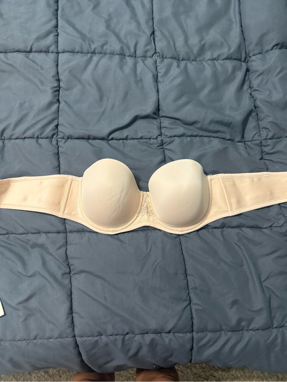 Vanity Fair Strapless Molded Bra in Beige